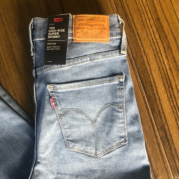 Levi’s 720 high rise super skinny light jeans - Picture 6 of 8